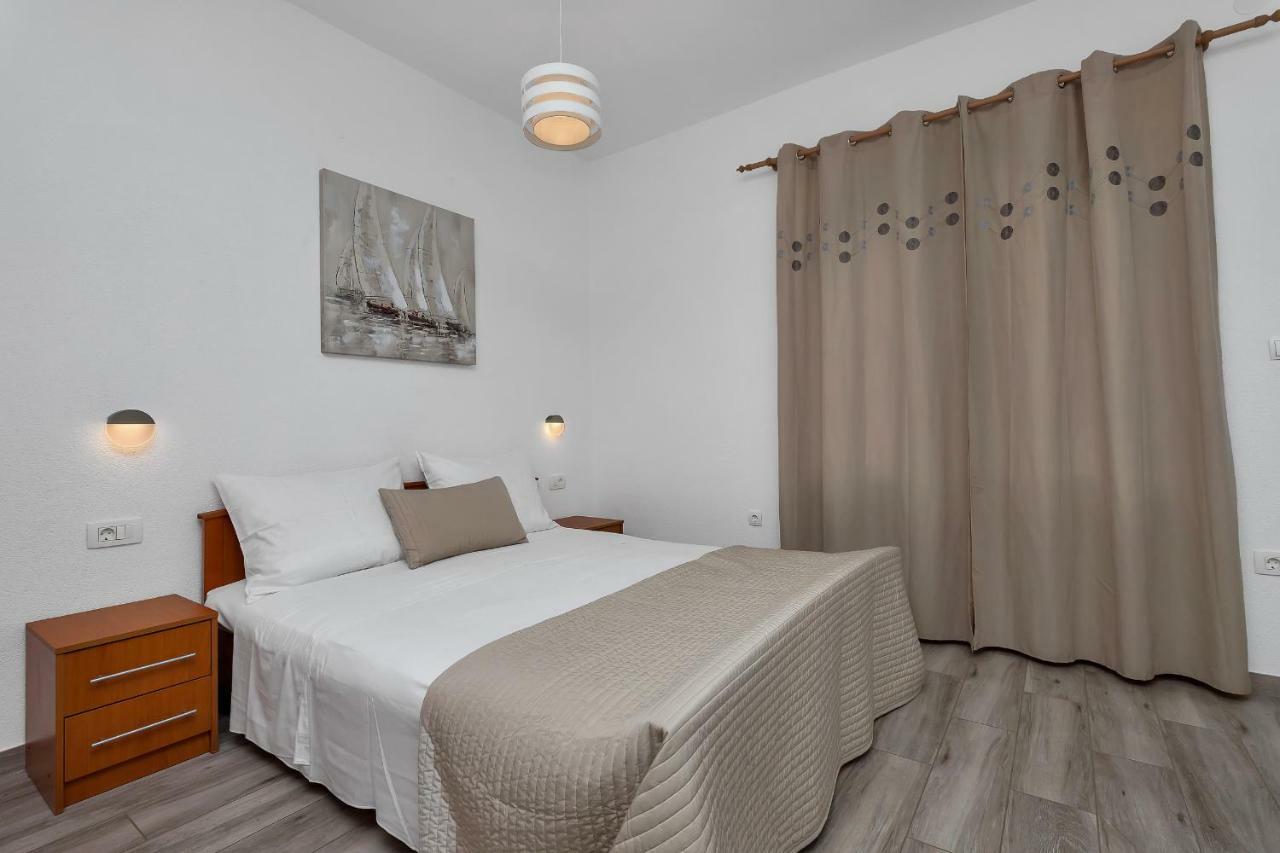 Apartment Kate Podgora Esterno foto